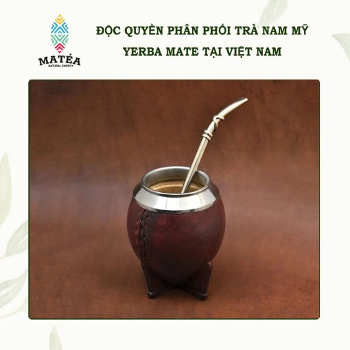 Cốc Gourd bầu bọc da cao cấp 300ml là một loại cốc truyền thống được sử dụng phổ biến trong nền văn hóa uống trà Yerba Mate của người dân Nam Mỹ